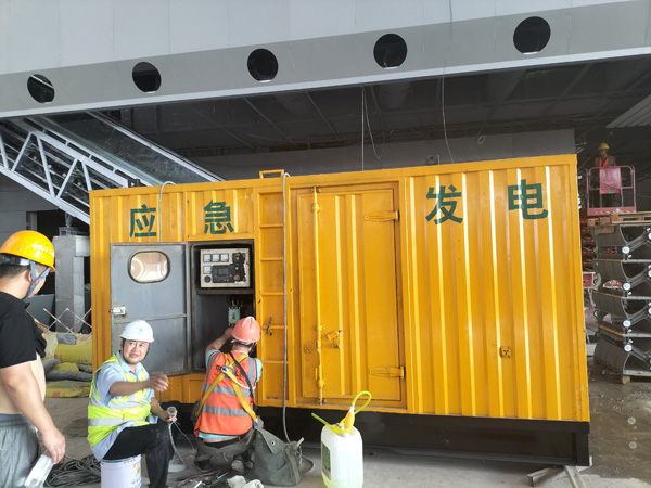 尧都怎样判断空气滤清器是否需要更换？
